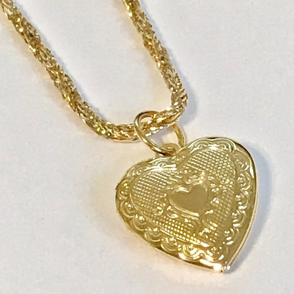 Vintage Victorian Heart Locket Necklace Gold Plated 24" Chain Photo Picture - Picture 4 of 10